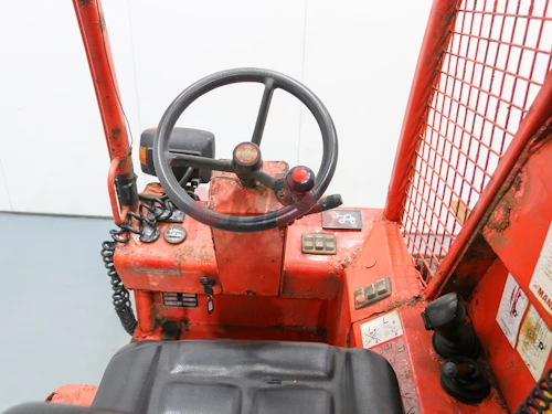 MANITOU ROUGH TERRAIN